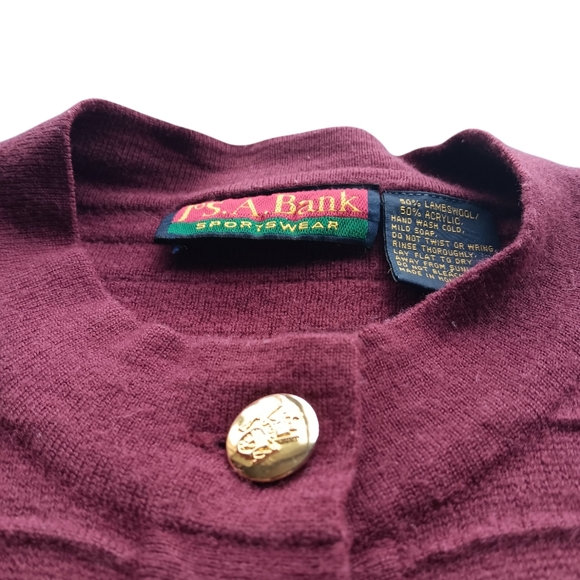 JOS. A BANKS WOMEN'S SIZE SMALL CRANBERRY COLOR FRONT BUTTON SWEATER. - Picture 3 of 6